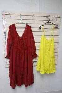 lot 285 image: Womens Dresses Size XXL 2ct