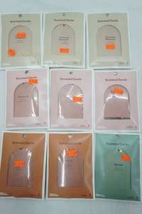 lot 374 image: Room Essentials Scent Cards (9 packs w3 each)