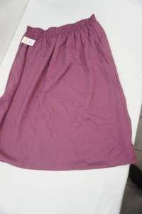 lot 419 image: womens skirt 1x