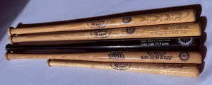 lot 72 image: (5) Hall of Fame Mini Bats - Cal Ripken Jr. (2), Kirby Puckett (2), Bert Blyleven