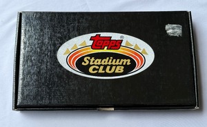 lot 118 image: 1992 Topps Stadium Club Members Only Baseball Set