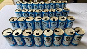 lot 126 image: (32) Baseball RC Cola Cans Vintage With Stars