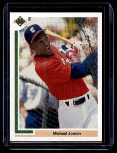 lot 22A image: Michael Jordan Iconic Baseball RC 1991 Topps #SP1 Baseball Rookie Card