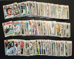 lot 145B image: 200 Card Lot of 1979 Topps Vintage Football