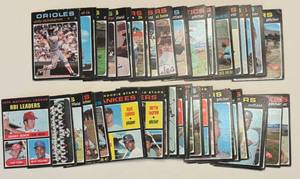 lot 146B image: 1971 Topps Baseball 68 Card Vintage Baseball Lot