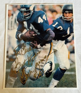 lot 30B image: Chuck Foreman Signed 8x10 Minnesota Vikings Photo