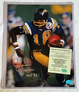 lot 38B image: Charlie Joiner Signed 8x10 Football Photo with COA
