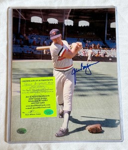 lot 44B image: Glenn Borgmann Signed 8x10 Photo Minnesota Twins Baseball with COA