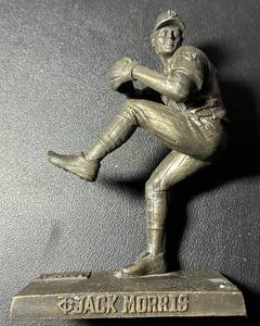 lot 232 image: Jack Morris Statue New in Box Minnesota Twins Baseball