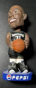 lot 228 image: Kevin Garnett Bobblehead Minnesota Timberwolves Basketball