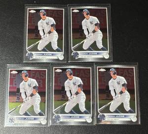lot 215 image: Aaron Judge 5 Card Lot 2022 Topps Chrome #99 Baseball Card