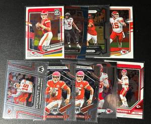 lot 208 image: 9 Card Patick Mahomes Football Lot