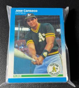 lot 191 image: (20) Jose Canseco 1987 Fleer #389 Baseball Cards