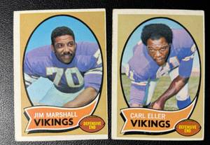 lot 148 image: Jim Marshall and Carl Eller 1970 Topps Vintage Minnesota Vikings Football Cards