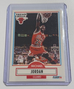 lot 89A image: Michael Jordan 1990 Fleer #26 Basketball Card