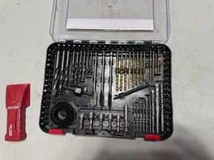 lot 25 image: DRILL BITS AND STUD FINDER