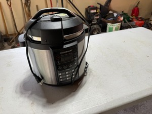 lot 36 image: PRESSURE COOKER