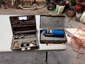 lot 44 image: PROPANE TOOLS
