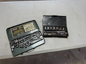 lot 54 image: SOCKET SETS