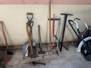 lot 91 image: SHOVELS AXES BROOM AND MORE