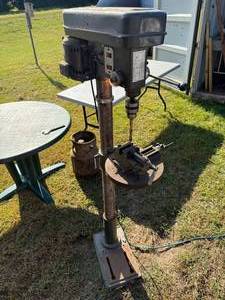 lot 106 image: DRILL PRESS