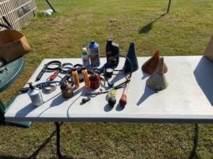 lot 127 image: OIL FILTER WRENCHES WFLUIDS