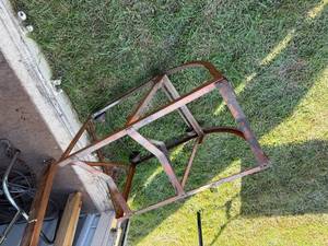 lot 139 image: BARREL STAND AND BARREL