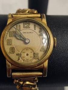 lot 83 image: Vintage Van Buren Gold Tone Watch