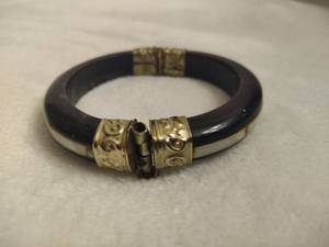 lot 92 image: WoodMother of Pearl Bangle