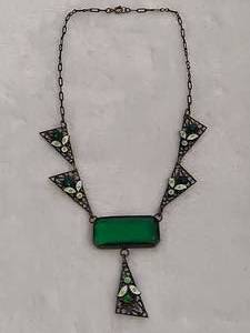 lot 102 image: Vintage Art Deco Necklace