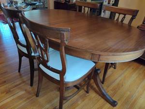 lot 147 image: Dining Room Table and Four Chairs