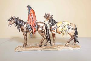 lot 36 image: DeGrazia Goebel Alone Figurine