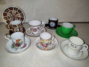 lot 195 image: Tea and Saucer Sets including Wedgwood, Otigiri, Bone China & more