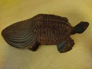lot 246 image: Japanese Hand Carved Wood Turtle