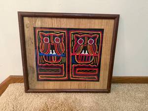 lot 194 image: Mola Owl Textile Art with Bamboo Frame and Mat