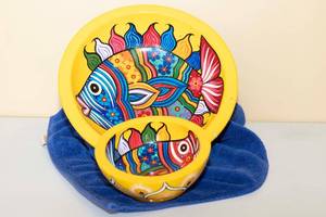 lot 160 image: Mexican Wooden Fish Bowls and Chimes