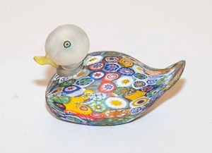 lot 15 image: Vintage Murano Millefiori Duck
