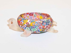 lot 16 image: Vintage Murano Millefiori Turtle