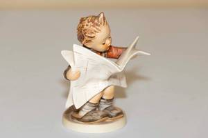lot 141 image: Vintage Hummel Figurine Latest News No. 184