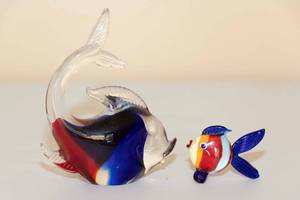 lot 130 image: Two Murano Glass Fish Figurines