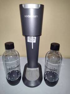 lot 166 image: Sodastream Sparkling Water Machine