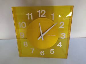 lot 267 image: Seth Thomas Acrylic Wall Clock