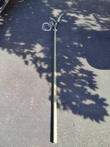 lot 312 image: Pole Trimmer
