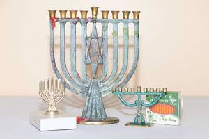 lot 149 image: Vintage Menorah  Hannukiah, Mini Menorah and Paperweight