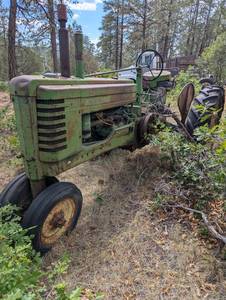lot 12 image: John Deere Model B Tractor
