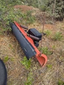 lot 21 image: Snow Plow Blade with Springs