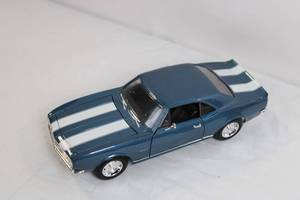 lot A-23 image: 1967 Chevrolet Camaro Z28 118 Scale Diecast Model Car
