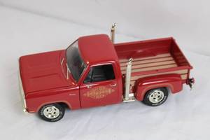lot 46 image: Diecast Dodge Lil Red Express Truck Model