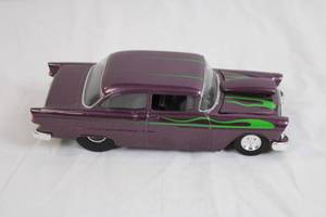 lot 66 image: Racing Champions 1955 Chevy Bel Air Diecast Car Issue #44