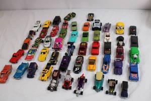 lot 98 image: Collection of  Die-Cast Toy Cars and Hot Rods